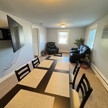 Little Rhody Apartment พอว์ทัคเคท ภายนอก รูปภาพ