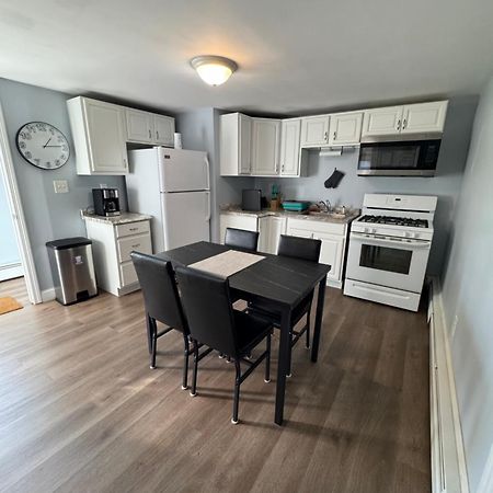 Little Rhody Apartment พอว์ทัคเคท ภายนอก รูปภาพ